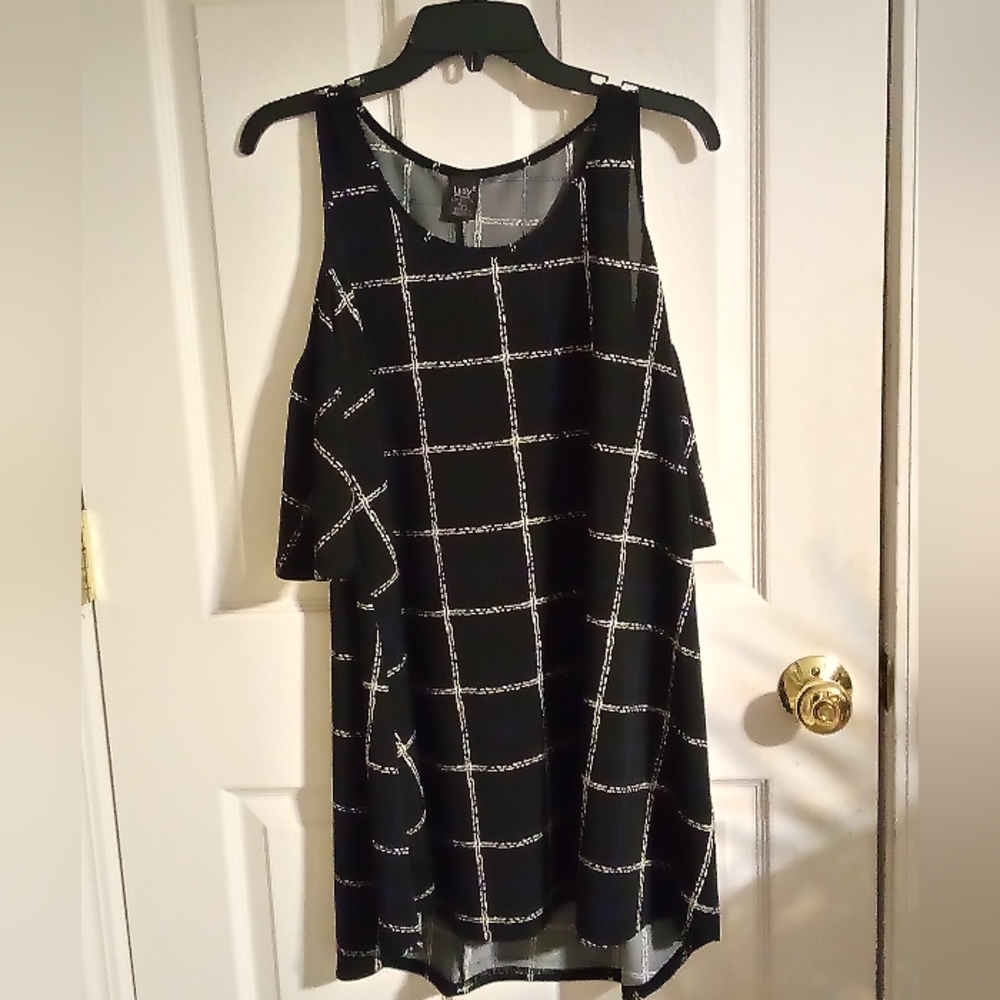Black and white cold shoulder top